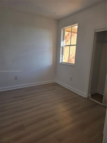 16643 SW 80th Ter 16643, Miami, FL 33193