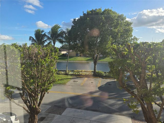 16643 SW 80th Ter 16643, Miami, FL 33193