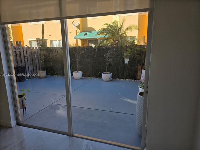 16643 SW 80th Ter 16643, Miami, FL 33193