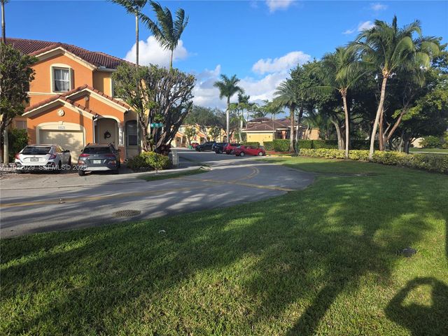 16643 SW 80th Ter 16643, Miami, FL 33193