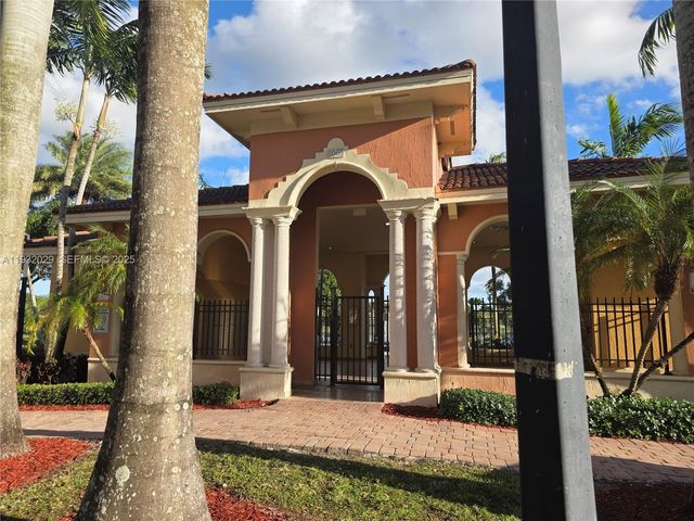 16643 SW 80th Ter 16643, Miami, FL 33193