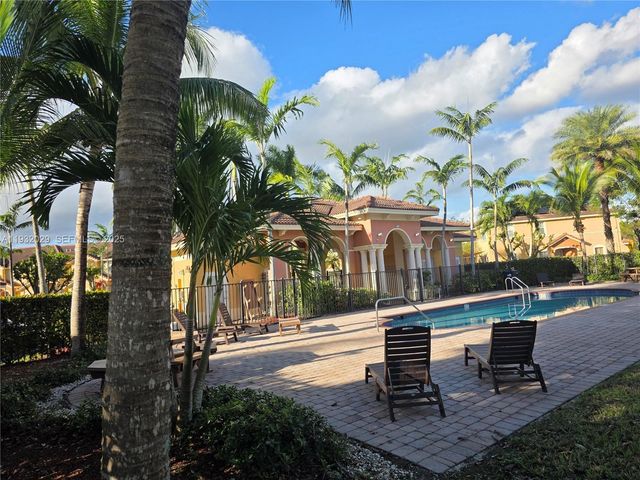 16643 SW 80th Ter 16643, Miami, FL 33193