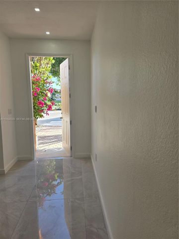 16643 SW 80th Ter 16643, Miami, FL 33193