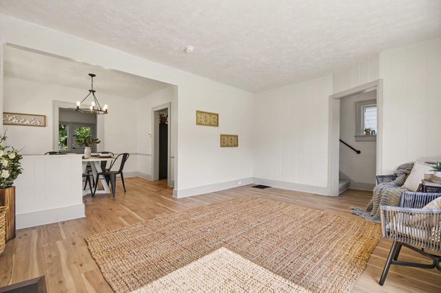 1131 Prince Street SE, Grand Rapids, MI 49507