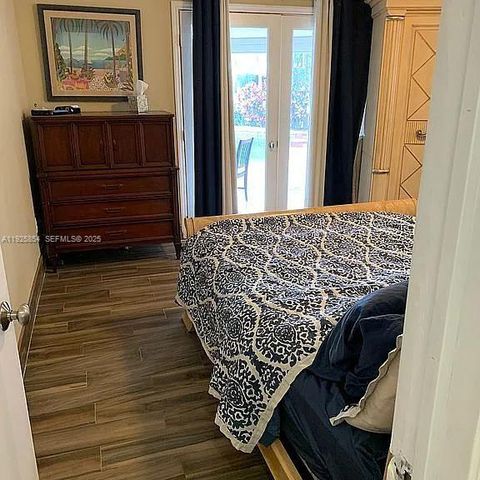 450 SE 6th Ter, Pompano Beach, FL 33060