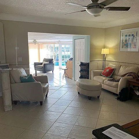 450 SE 6th Ter, Pompano Beach, FL 33060