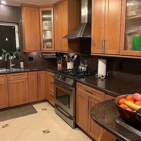 450 SE 6th Ter, Pompano Beach, FL 33060