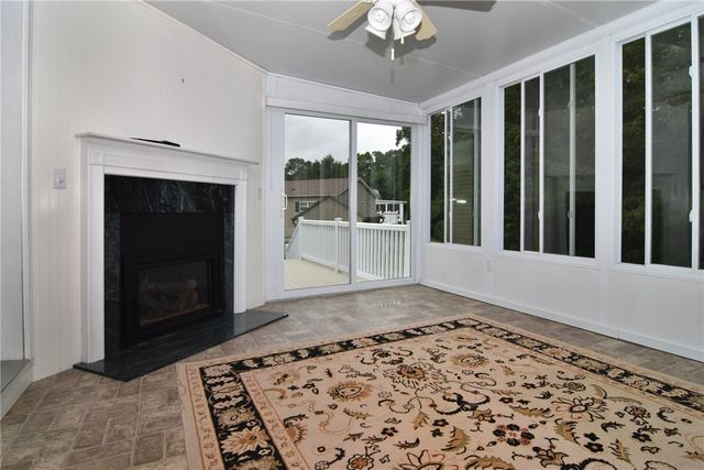 10 Stellar Way, South Kingstown, RI 02879