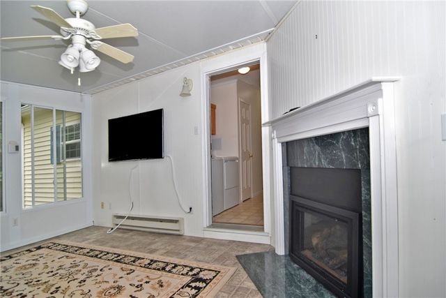 10 Stellar Way, South Kingstown, RI 02879