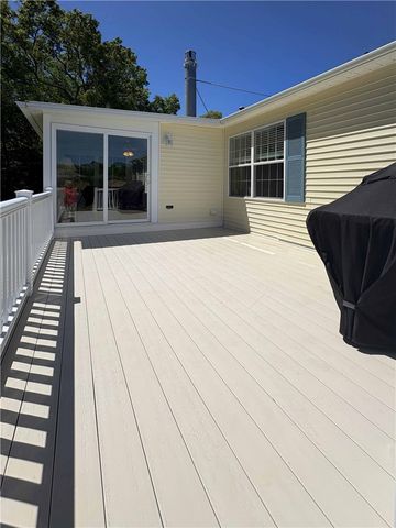 10 Stellar Way, South Kingstown, RI 02879