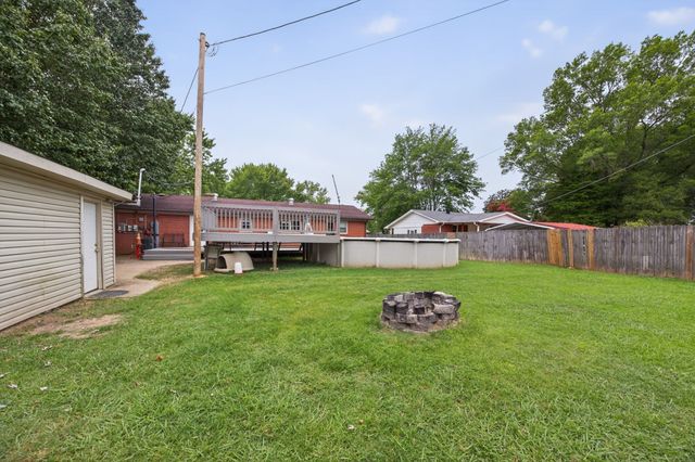 521 Thomas Ave, Hohenwald, TN 38462