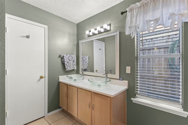 221 Pinecrest, Seagoville, TX 75159