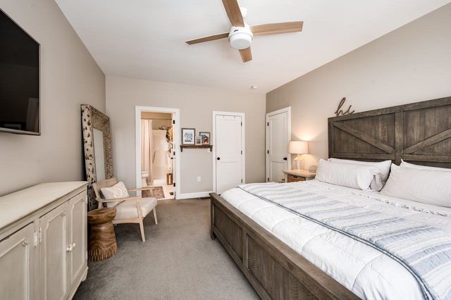 8 Cider Mill Lane, Stratham, NH 03885