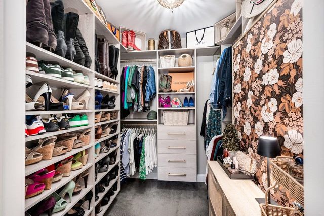 8 Cider Mill Lane, Stratham, NH 03885