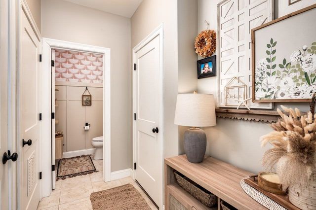 8 Cider Mill Lane, Stratham, NH 03885