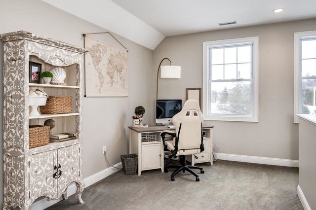 8 Cider Mill Lane, Stratham, NH 03885