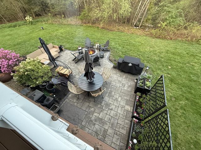 8 Cider Mill Lane, Stratham, NH 03885