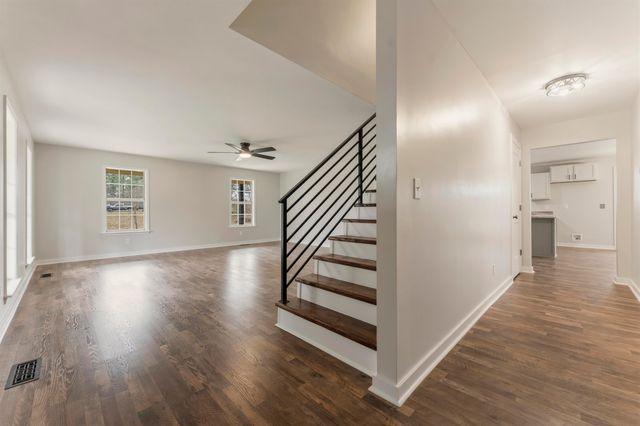 273 DANIEL DR, Brighton, TN 38011