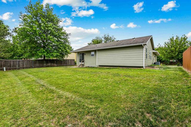 10414 W Haskell St, Wichita, KS 67209