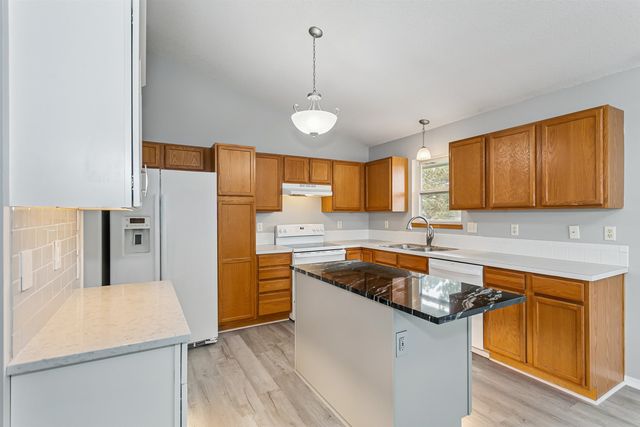 10414 W Haskell St, Wichita, KS 67209