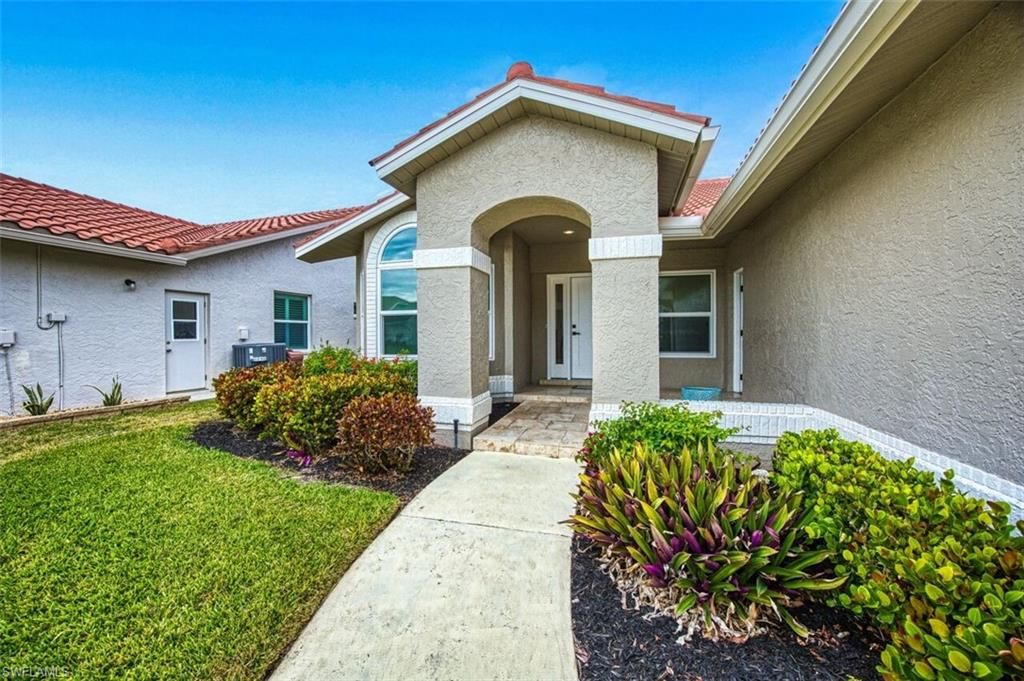 12370 Kelly Sands WAY, FORT MYERS, FL 33908 — photo 3