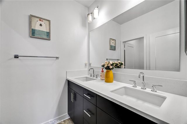 256 Hazel Dr, Rancho Mission Viejo, CA 92675