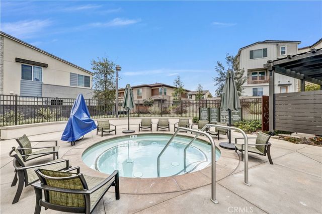 256 Hazel Dr, Rancho Mission Viejo, CA 92675