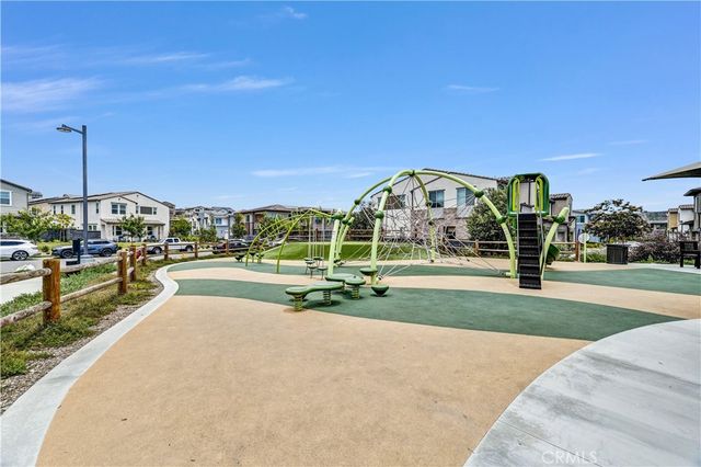 256 Hazel Dr, Rancho Mission Viejo, CA 92675