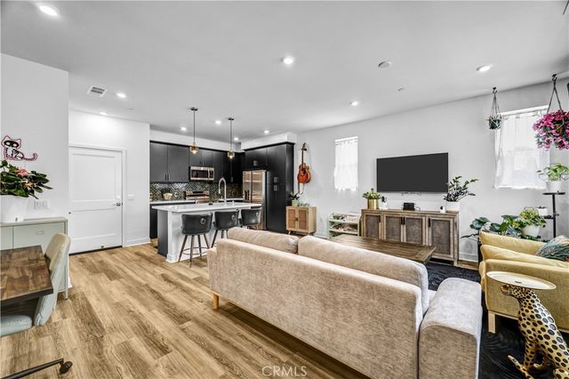 256 Hazel Dr, Rancho Mission Viejo, CA 92675