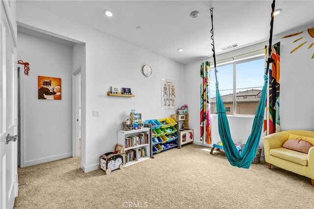 256 Hazel Dr, Rancho Mission Viejo, CA 92675