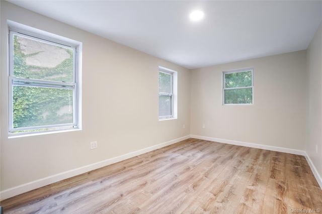 613 Oak Terrace, Bronx, NY 10454