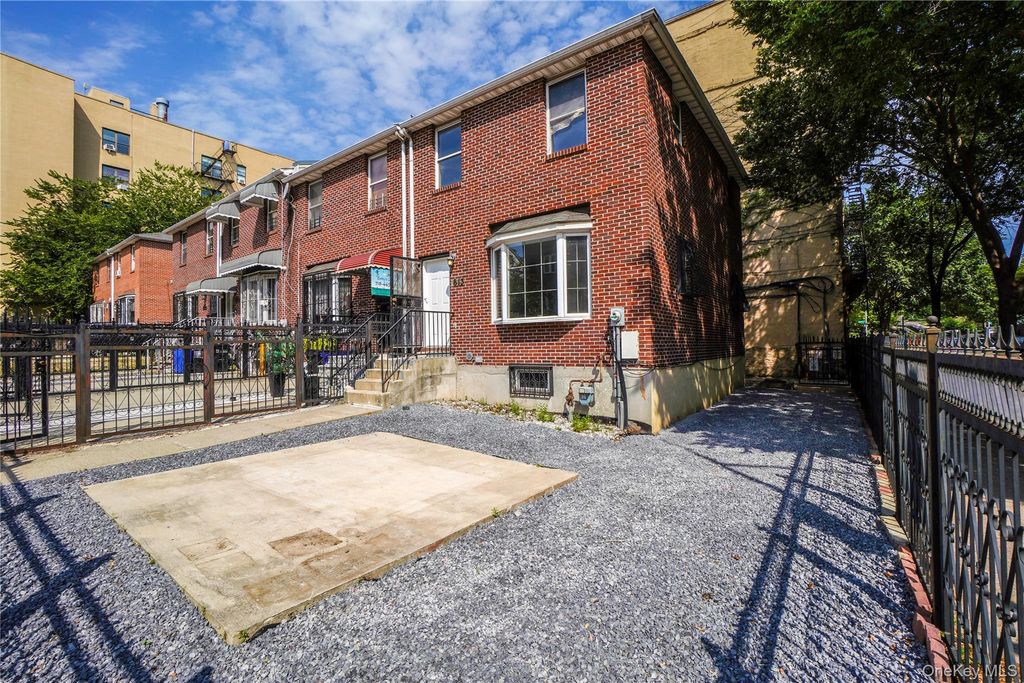 613 Oak Terrace, Bronx, NY 10454 — exterior