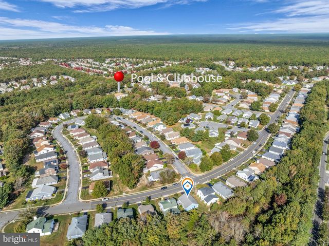 30 PINE OAK BLVD, Barnegat, NJ 08005