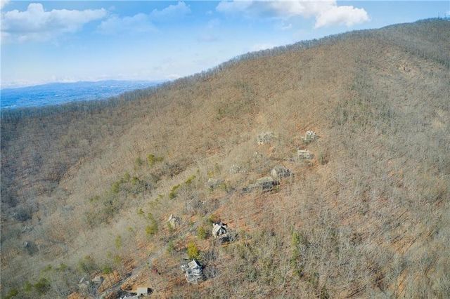 6354 Huckleberry, Jasper, GA 30143