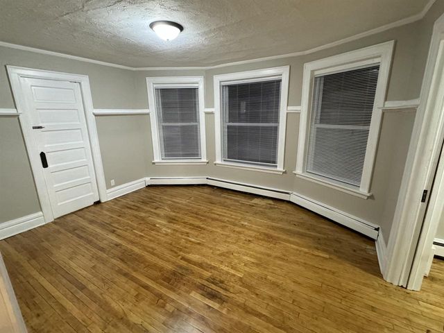 15 N High Street, Janesville, WI 53548