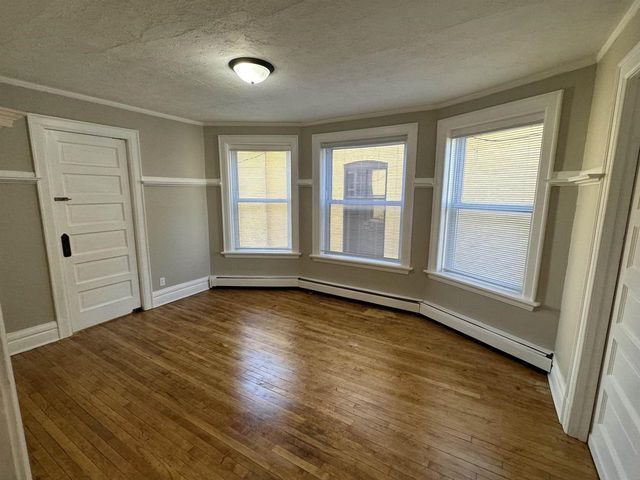 15 N High Street, Janesville, WI 53548