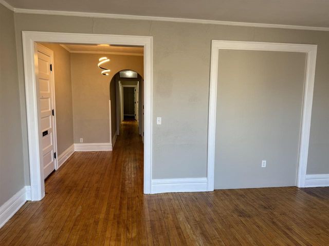 15 N High Street, Janesville, WI 53548