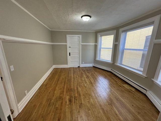 15 N High Street, Janesville, WI 53548