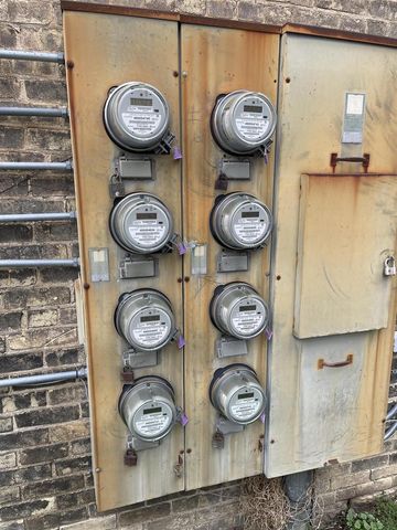 15 N High Street, Janesville, WI 53548