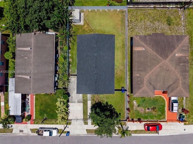 2221 NW 170th St, Miami Gardens, FL 33056