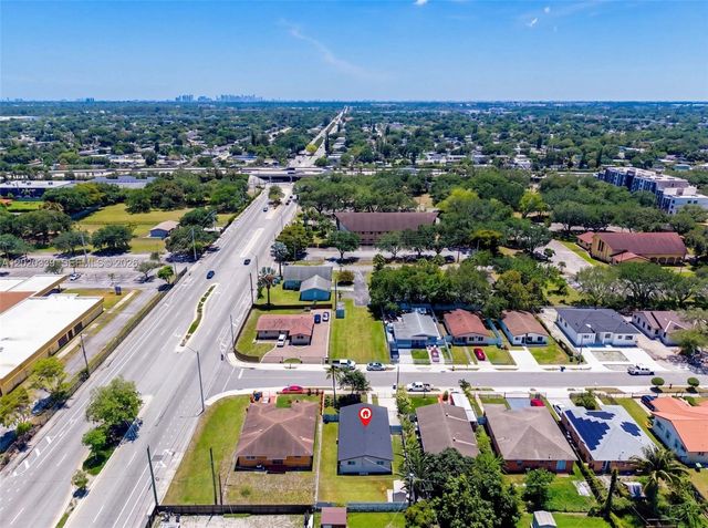 2221 NW 170th St, Miami Gardens, FL 33056