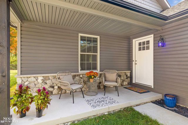 9279 Oakdale Street, Clay Twp, MI 48001