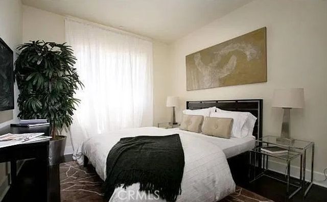 125 S Sweetzer Avenue 203, Los Angeles, CA 90048