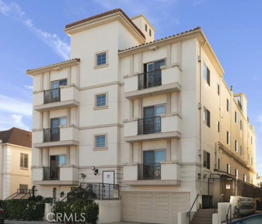 125 S Sweetzer Avenue 203, Los Angeles, CA 90048