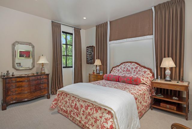 2 Edgewater Drive, Amarillo, TX 79106