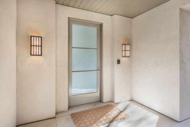 2 Edgewater Drive, Amarillo, TX 79106