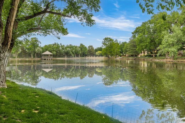 2 Edgewater Drive, Amarillo, TX 79106