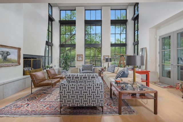 2 Edgewater Drive, Amarillo, TX 79106