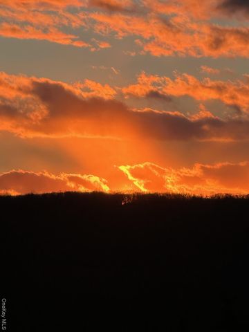 385 Evergreen Lane, Narrowsburg, NY 12764