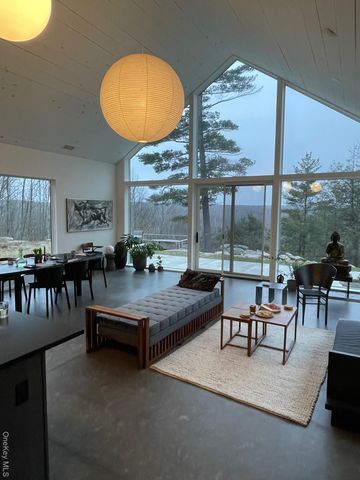 385 Evergreen Lane, Narrowsburg, NY 12764